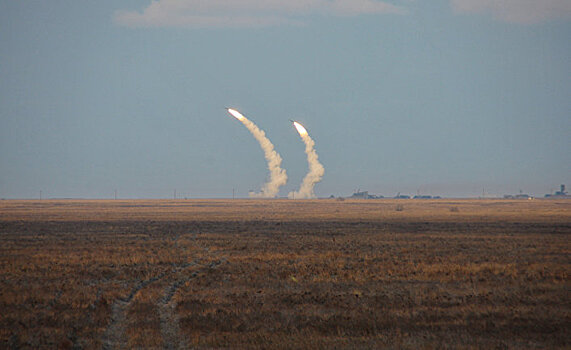 Эксперт объяснил заявление Киева о новых ракетах
