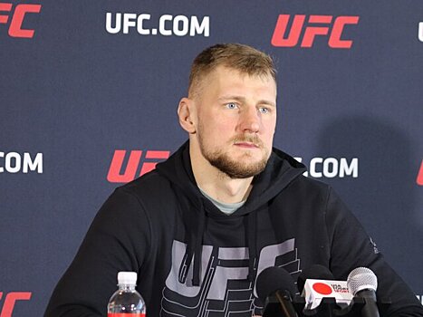Почему российский боец Волков проиграл на турнире UFC Fight Night 204