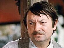 Роль футболиста Васи Веснушкина в фильме «Запасной игрок» прославила Георгия Вицина