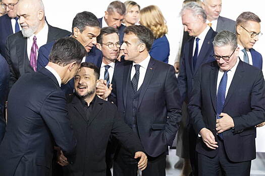 Зеленский продолжил переговоры с Кушнером и Уиткоффом после саммита в Париже