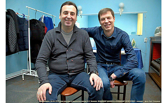 «Могу шутить, сняв штаны»: как относятся к стендапу «кролики»