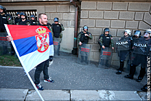Грозит ли Сербии «цветная революция»