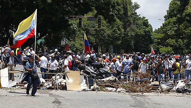 США примут меры против "архитекторов авторитаризма" в Каракасе