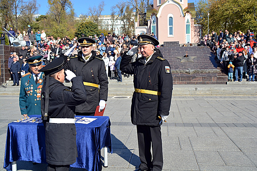 Во Владивостоке состоялся торжественный ритуал «Посвящения в нахимовцы» первокурсников Нахимовского военно-морского училища