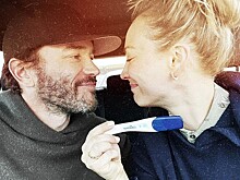 Звезда сериала «Теория большого взрыва» Кейли Куоко беременна