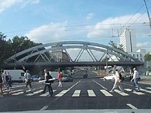 Нарушитель чуть не сбил пешеходов и устроил аварию на юге Москвы