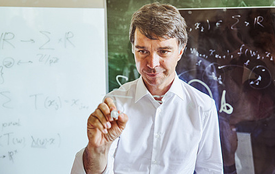 Обладатель "нобелевки" по математике Станислав Смирнов: наша система олимпиад — лучшая