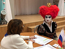 Сказочные персонажи заполонили избирательные участки ХМАО