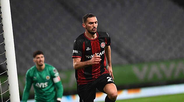 Оздоев об уровне футбола в Турции и России: «Турция выше. Премиальные за ТВ всем платят одинаково, выиграл 10 матчей из 36 – почти 2 млн долларов. Для регионов это бюджет команды»