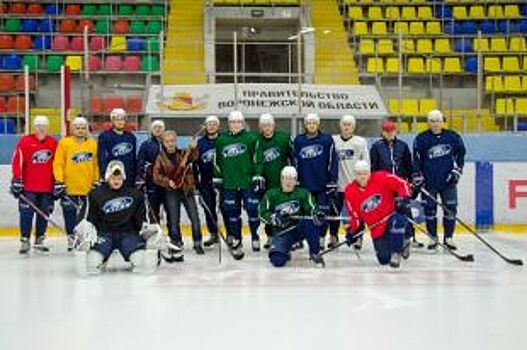 Тренировка «Бурана» с гитаристом «Сектора Газа» в Воронеже попала на видео