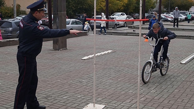 В Томске 200 юных инспекторов движения приняли участие в итоговом городском конкурсе велосипедистов «Безопасное колесо»