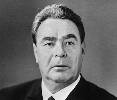 Ученые раскрыли секрет «брежневских» бровей