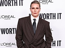 Отцовские костюмы стали модными у женщин