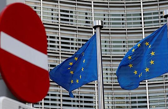 Европа массово высылает российских дипломатов, Москва готовит ответные меры