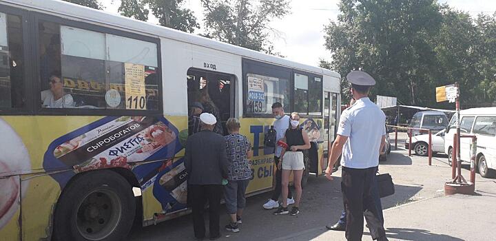В Хабаровске планируют проверять масочный режим в автобусах каждый день