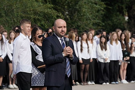 Самарскую школу № 110 отремонтируют по решению губернатора Вячеслава Федорищева