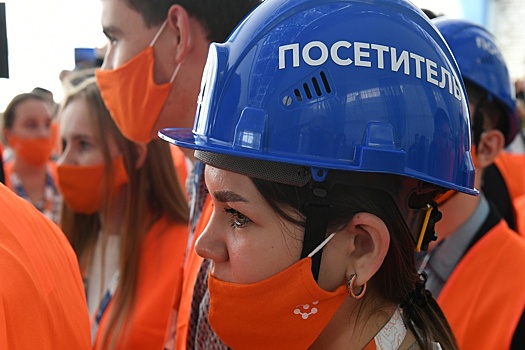 Петербургские предприятия используют промышленный туризм для привлечения кадров