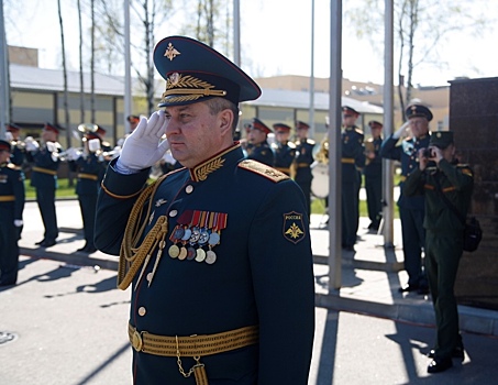 Задержан главный связист российской армии. В чём его обвиняют