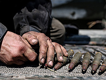 Российские спецслужбы выявили под Луганском схрон ВСУ с боеприпасами и оружием