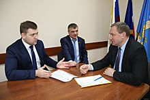 Вилков и Цецерский обсудили общественно-политическую ситуацию в Пскове