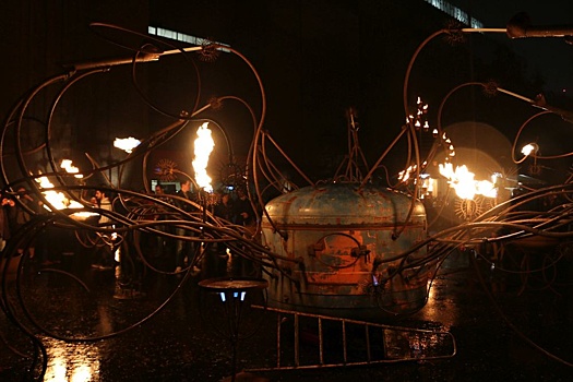 Череду голубых вспышек в Одессе сняли на видео