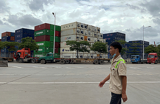 Китайские власти сообщили о рекордном ухудшении показателей внешней торговли