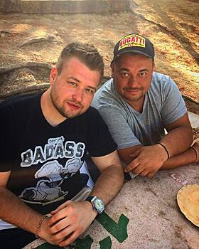 Брат Сергея Жукова тепло поздравил певца с днем рождения