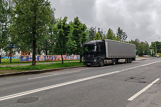 В России дешевеют новые грузовики