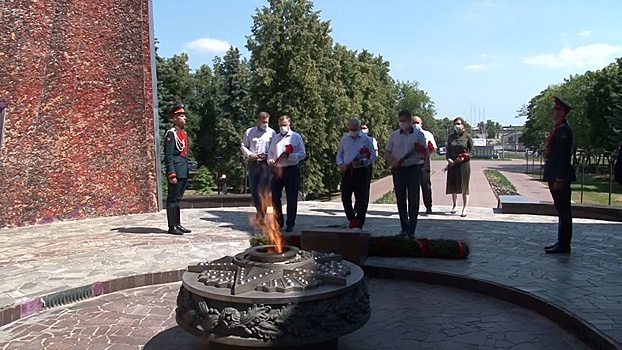 В Нижнем Новгороде акцией «Сад памяти» почтили погибших в Великой Отечественной войне