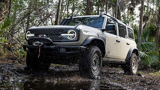 Ford показал самый проходимый вариант Brono Everglades для болотистой местности