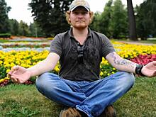 «Парень помешан на работе»: Сергей Сафронов объяснил, почему его старший брат не женат