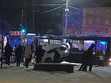 Легковушка влетела в салон автобуса в центре Рыбинска