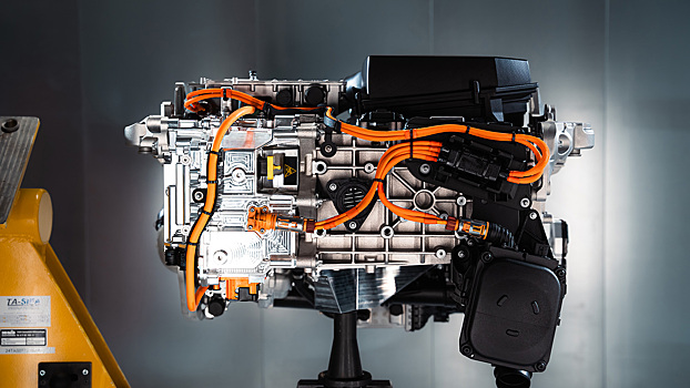 Новый BMW X5 получит пять типов двигателя. Спойлер: один из них крайне непопулярный