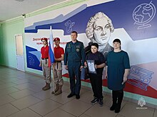 В Приамурье наградили шестиклассника, спасшего двоих детей при пожаре