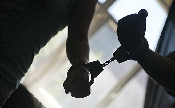 В Майкопе угонщик заснул в салоне автомобиля