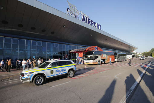 Члена партии «Шанс» Шапу удерживают в аэропорту Кишинева после визита в РФ
