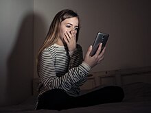 Ученые выяснили, что привлекательные люди реже подвергаются травле в соцсетях