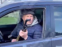 В Одесской области мужчина с автоматом уехал от военкомов
