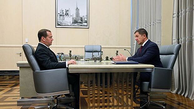 Медведев и Осеевский обсудили введение облачной цифровой подписи