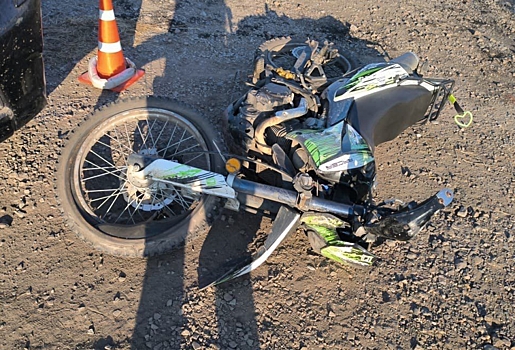 В Омском районе в ДТП пострадала 17-летняя водительница мопеда