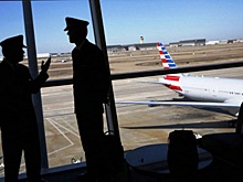 American Airlines отменила рейс из-за нетрезвого пилота