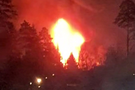 В подмосковном поселке горит ресторан