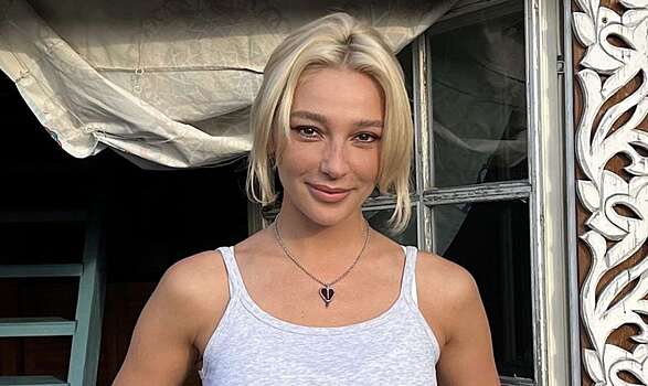 Ивлеева показала свою спальню: свечи и интимная подсветка