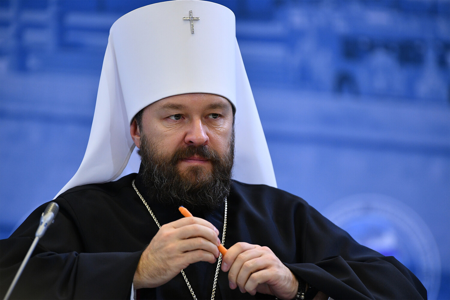 Митрополит Иларион покинул Чехию после освобождения