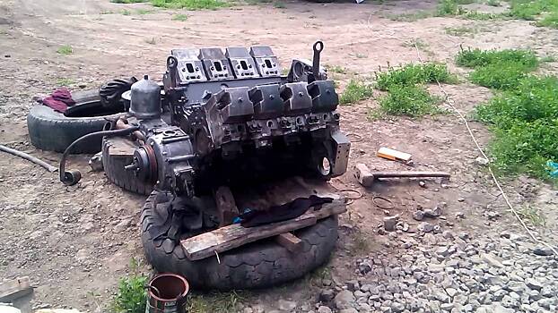 Саратовец во время ремонта погиб под "КамАЗом"