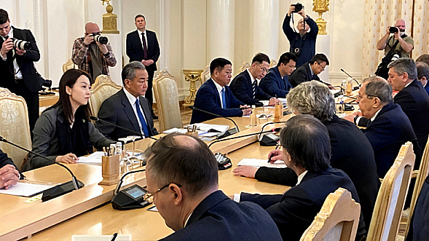 Министр иностранных дел Китая Ван И — с официальным визитом в Москве