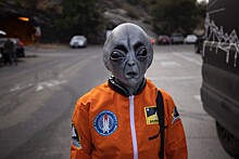 «В детстве меня похищали пришельцы»: как устроено сообщество россиян, которые верят в НЛО и общаются с ними