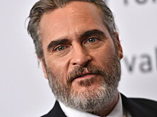 Сегодня: Хоакину Фениксу - 45