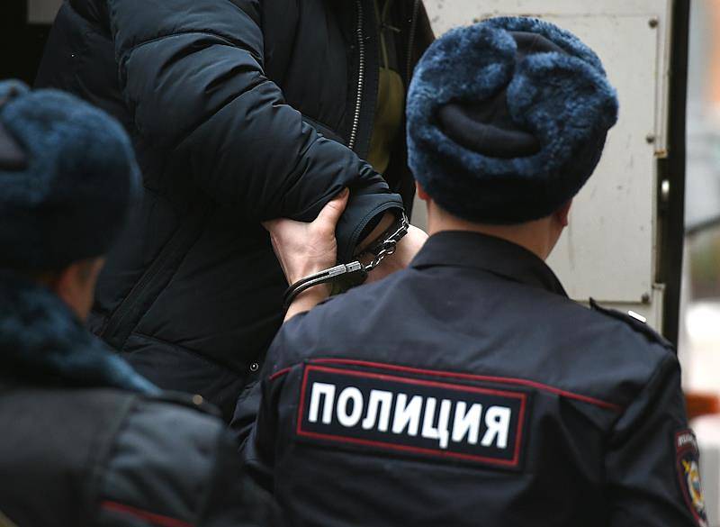 Полицейские задержали россиянина за нападение на водителя скорой помощи