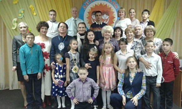 Депутат Заксобрания и народный артист оказались в одной в «Семье»